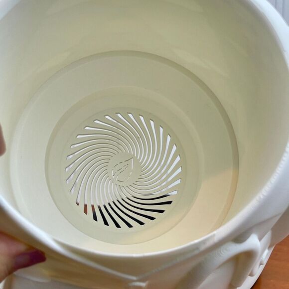 Doctor Coat Indoor Planter Pot, Lab Coat Flower Pot, Indoor Planter - Picture 8 of 10